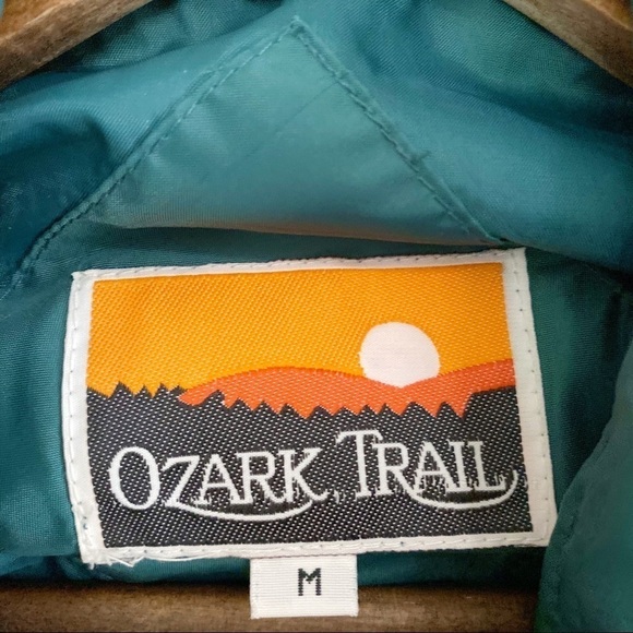 Ozark Trail Vintage Teal Full Zip Up Puffer Vest - Picture 2 of 6